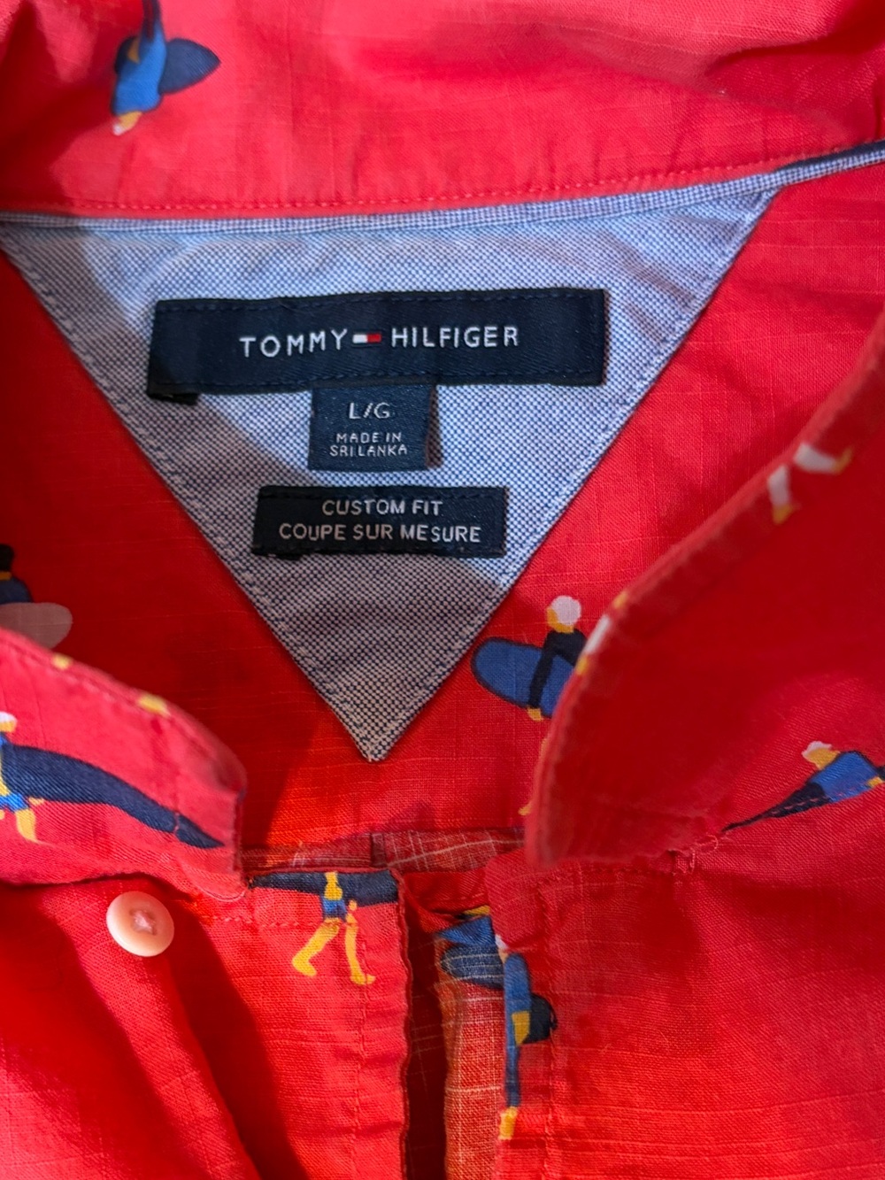 Tommy Hilfiger Red Short-Sleeve Surf Print Button-Down Shirt - Picture 3 of 3